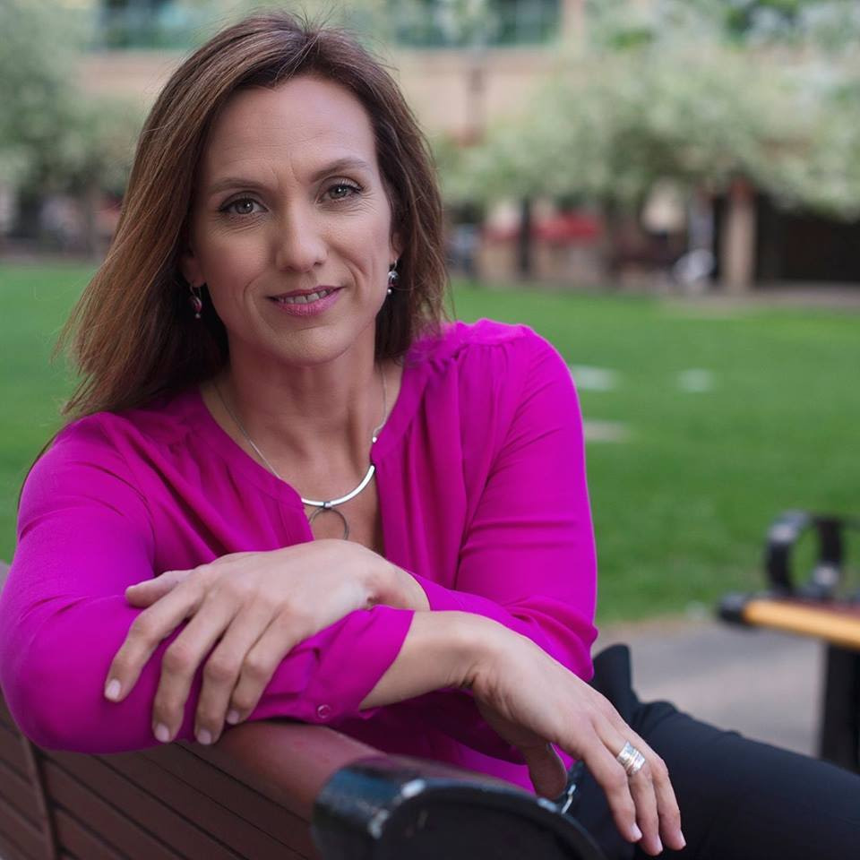 40377629_2122621688064606_3997578945766621184_n